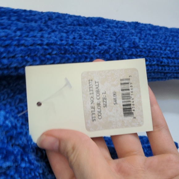 Cobalt blue SUPER SOFT knit crop sweater - Picture 4 of 5